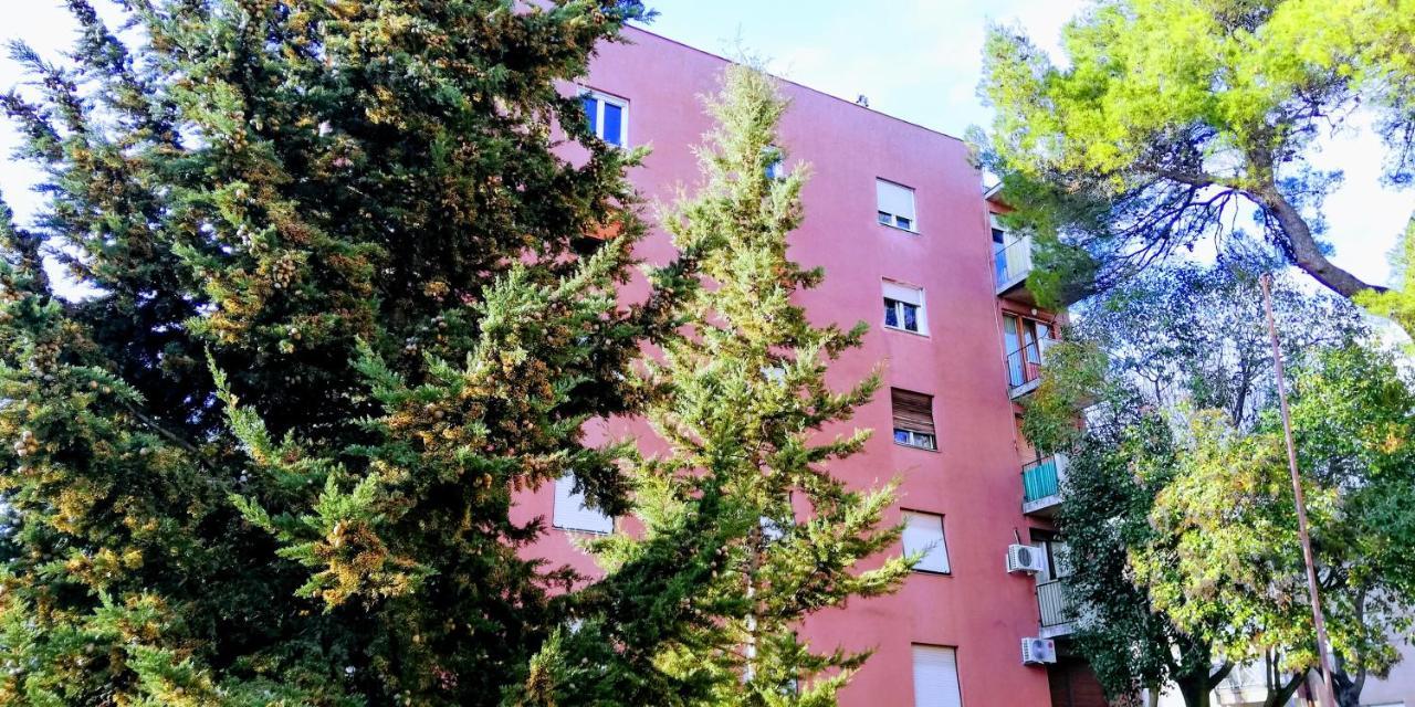 Pula Center Green Park Apartments And Rooms Exterior foto